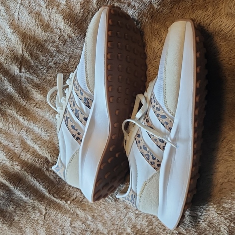 Adidas Run 70's